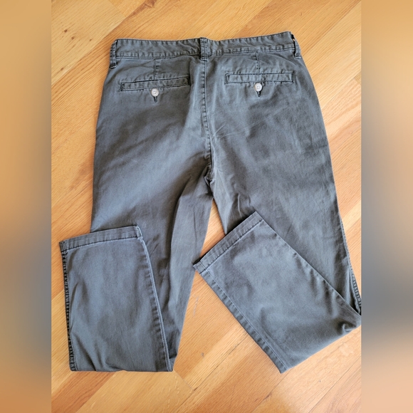 0/ 25r Khakis By Gap Girlfriend Khaki - Green Tone - Cropped - Picture 2 of 8